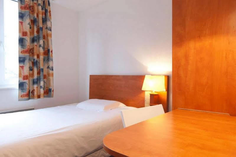 Hotel Le 21Eme Strasbourg Bagian luar foto